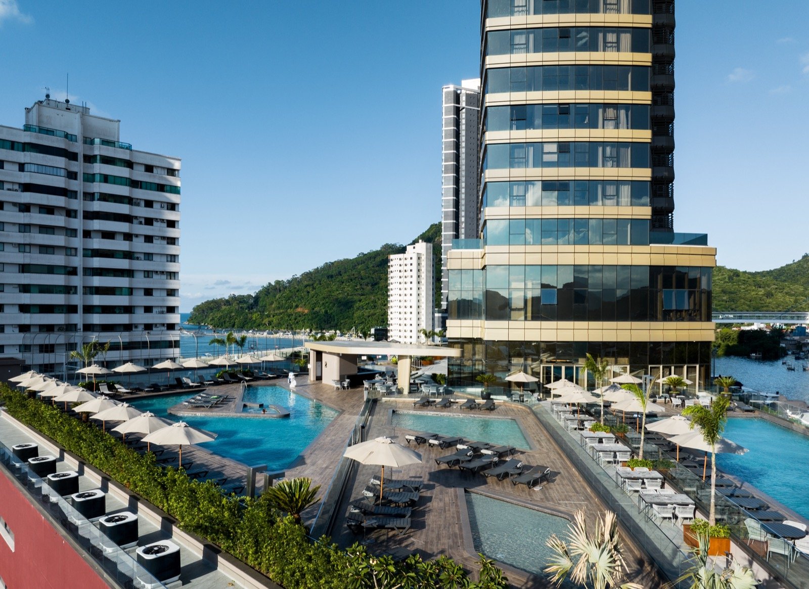 Yachthouse — Penthouse